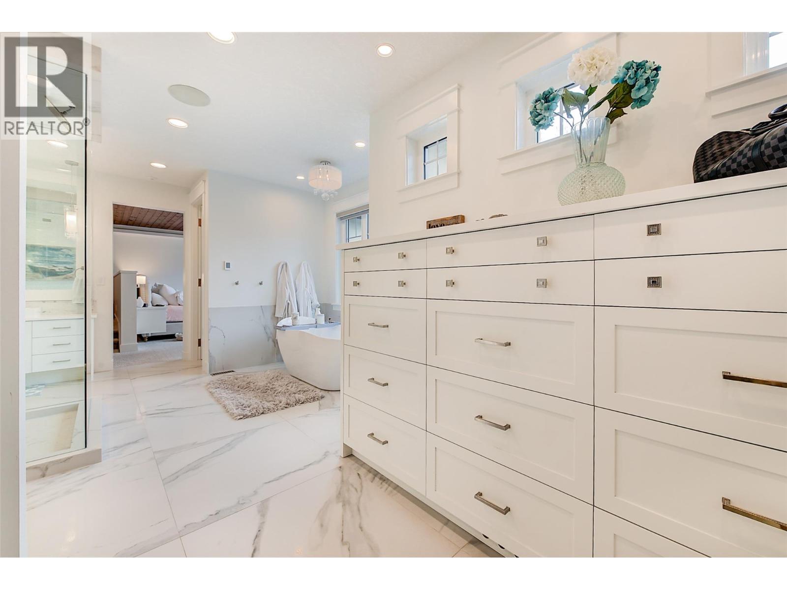 2950 Balldock Road - 34