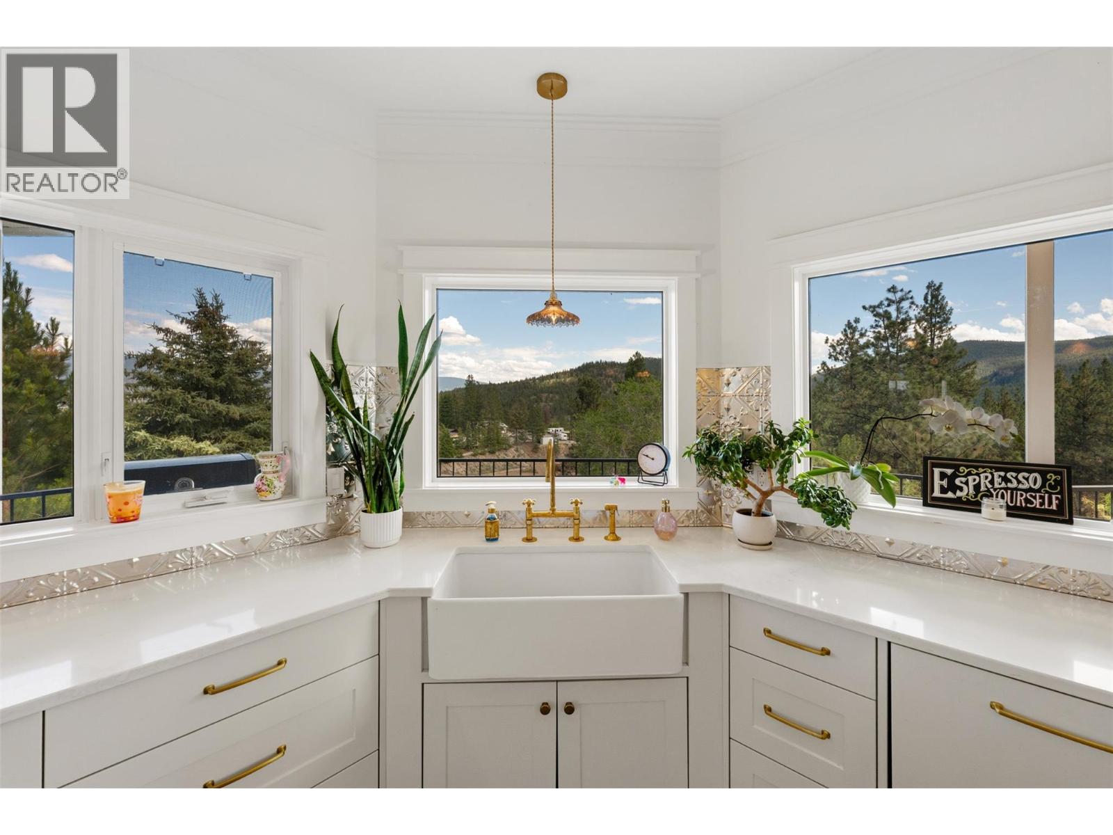 9331 CANYON VIEW Road - 17