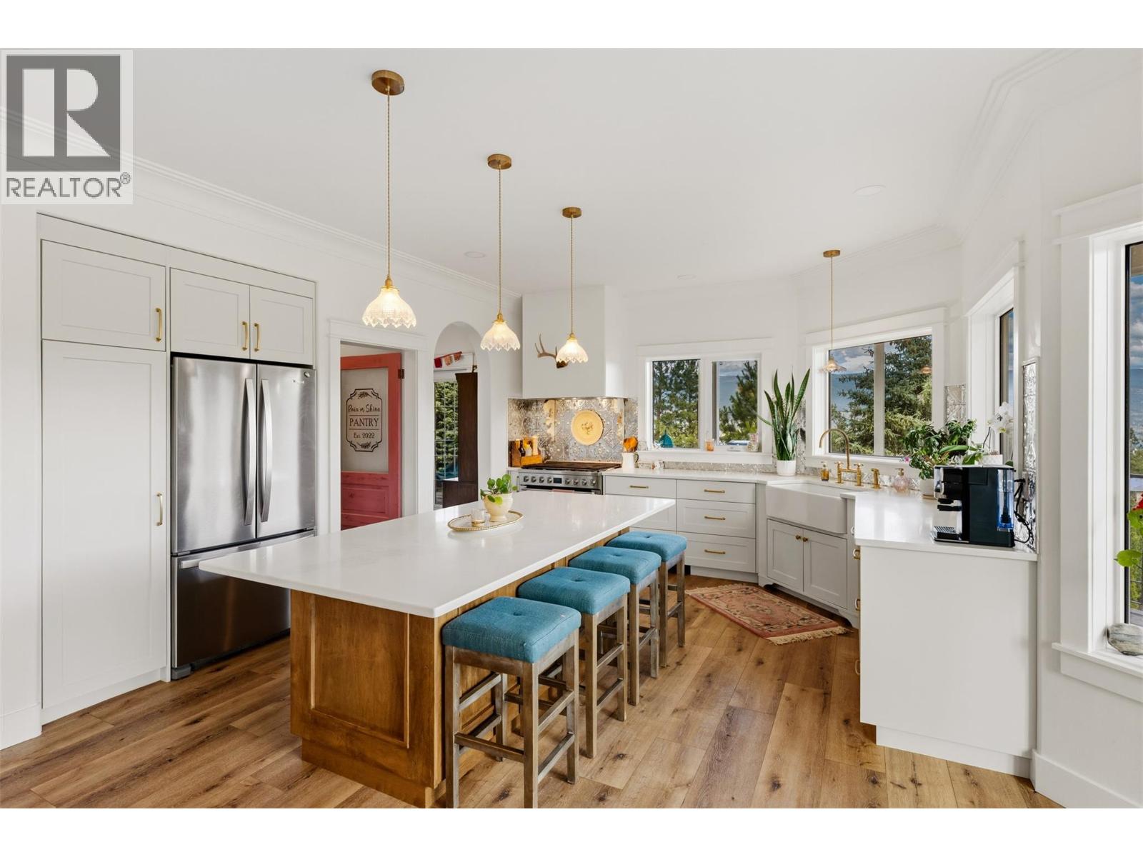 9331 CANYON VIEW Road - 18