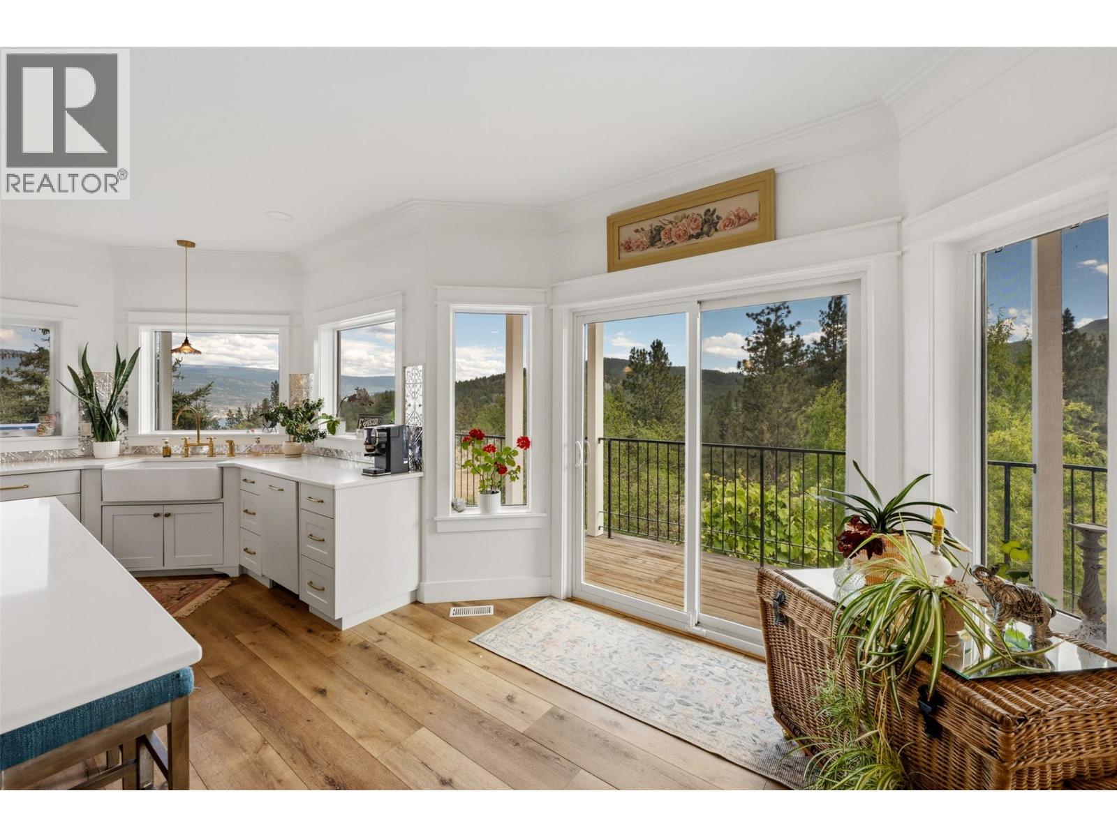 9331 CANYON VIEW Road - 22