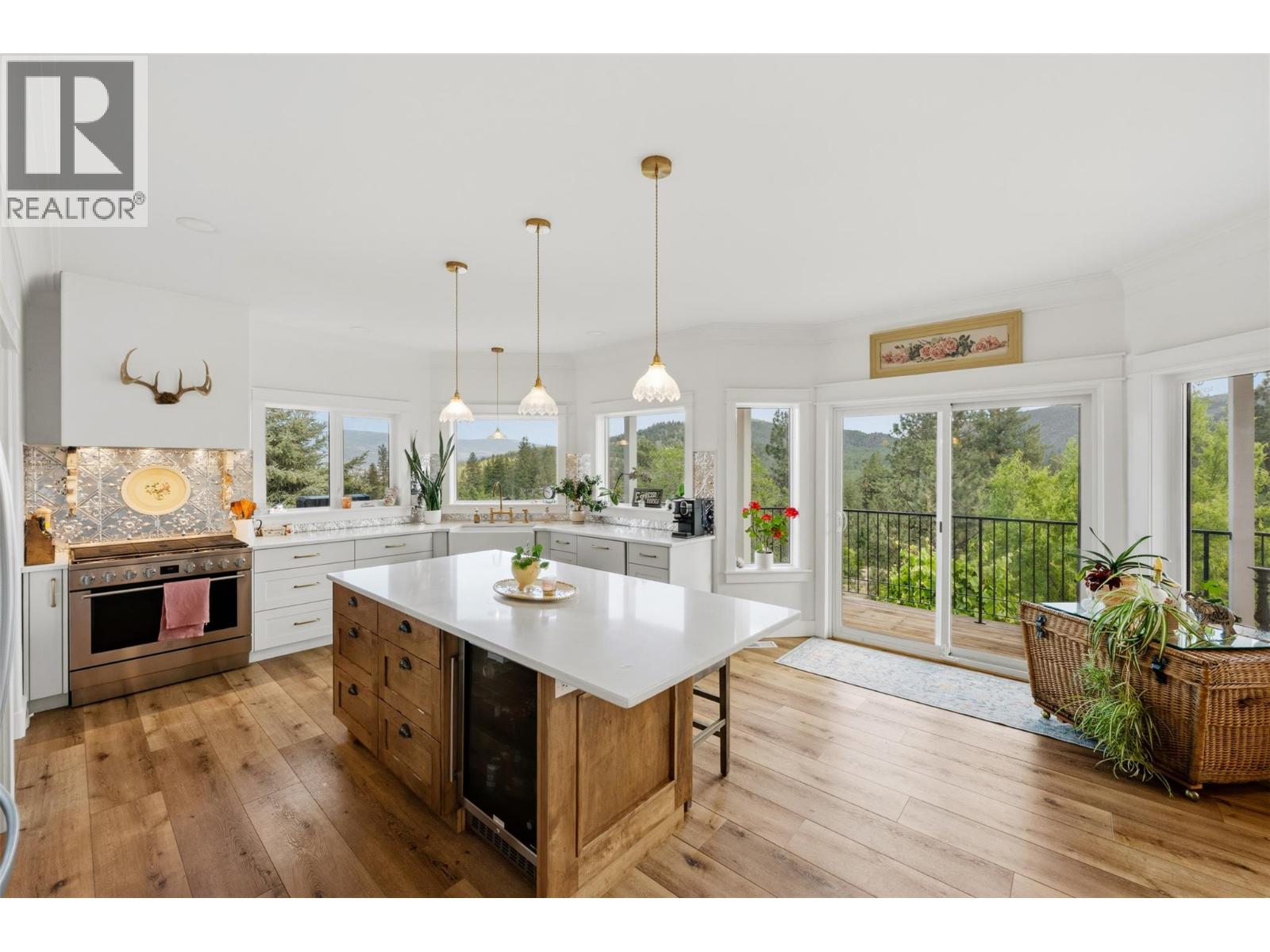 9331 CANYON VIEW Road - 14