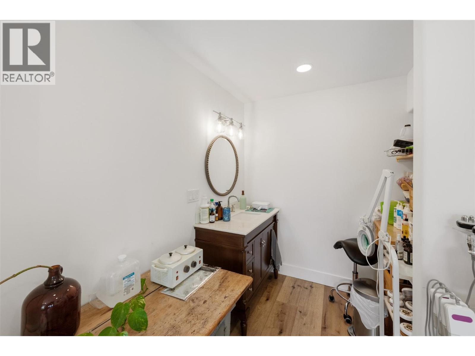 9331 CANYON VIEW Road - 72