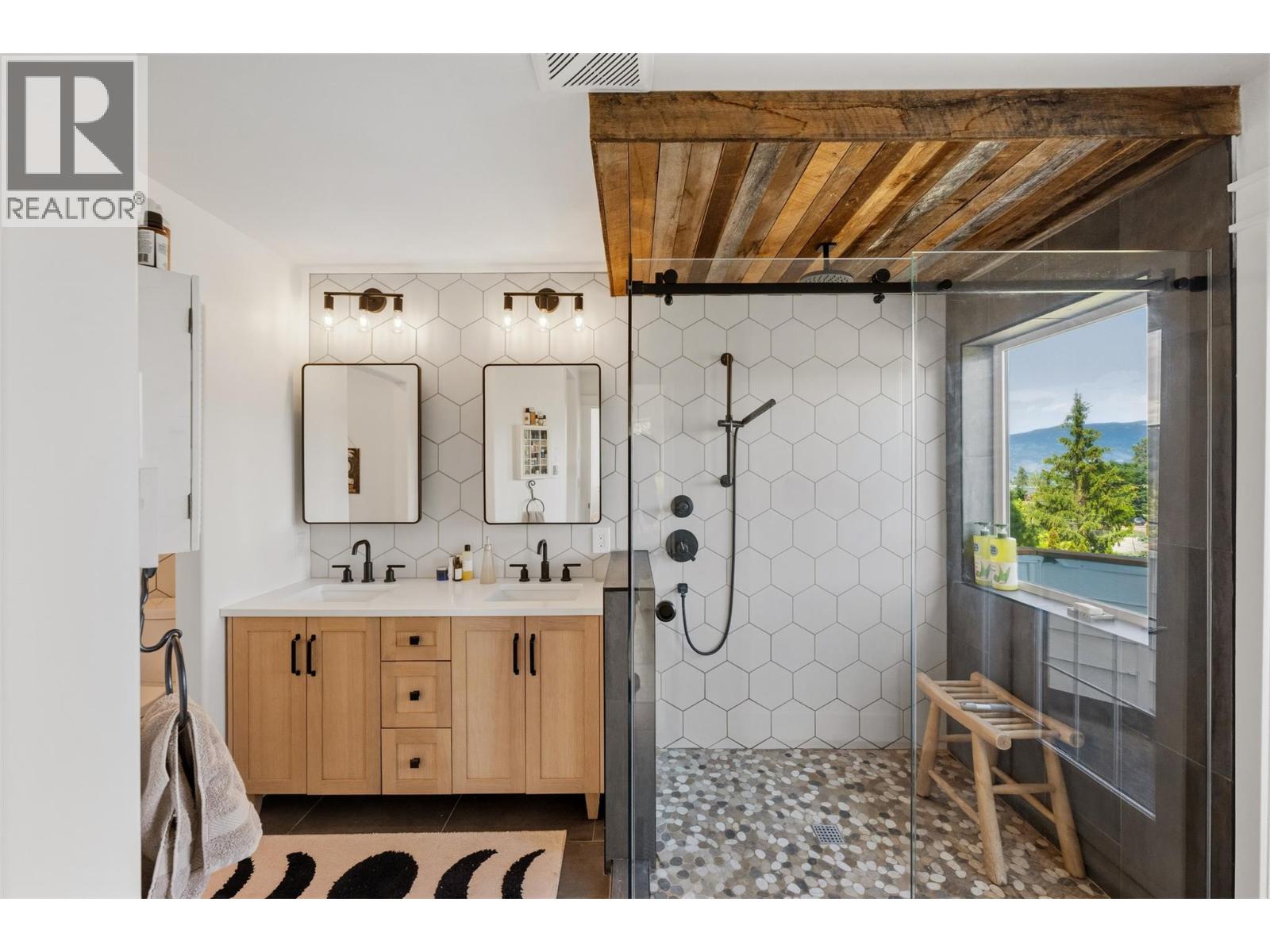 9331 CANYON VIEW Road - 40