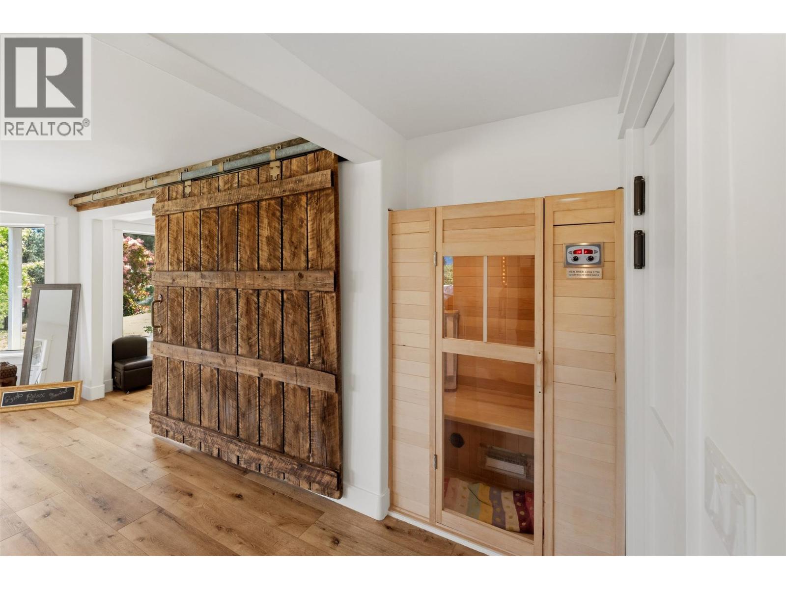 9331 CANYON VIEW Road - 68