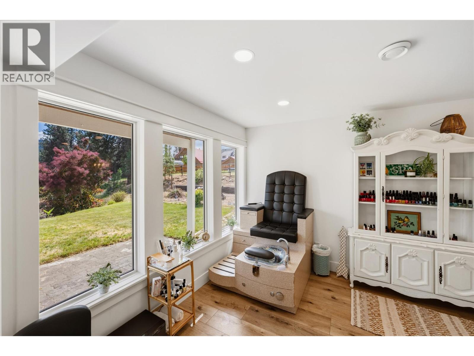 9331 CANYON VIEW Road - 69