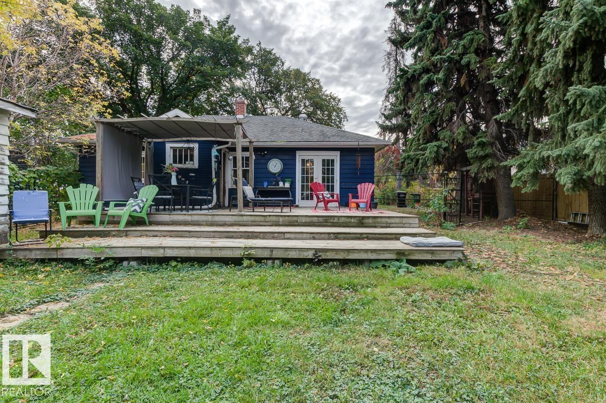 9906 87 ST NW - 11