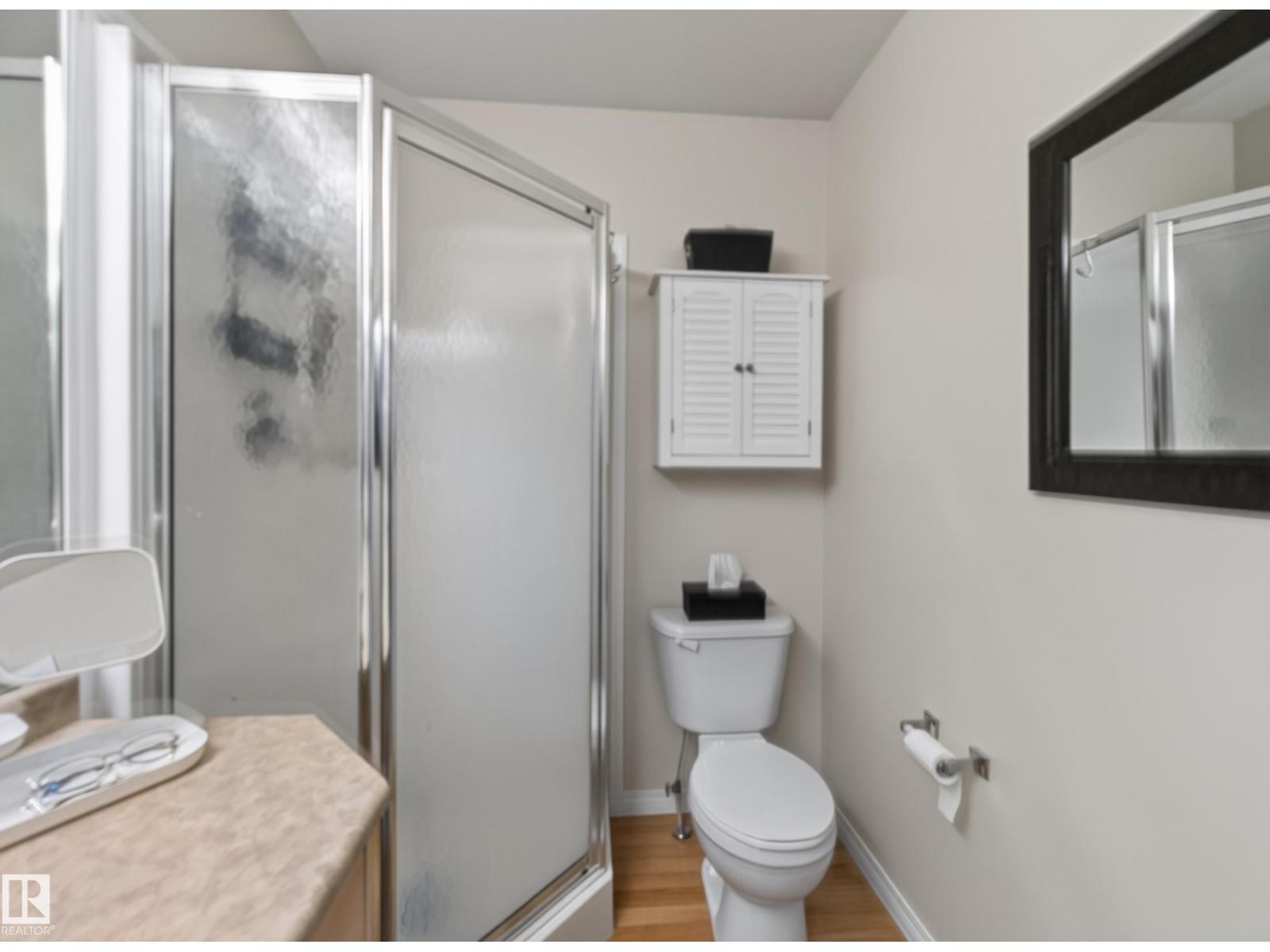 15926 132 ST NW - 32