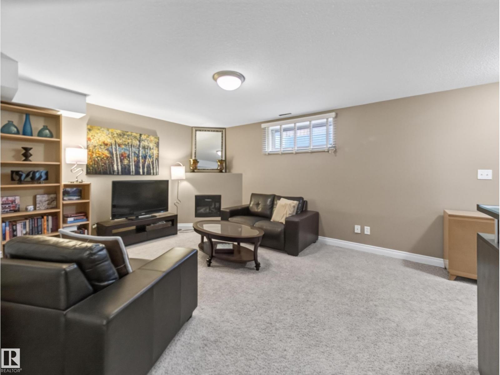 15926 132 ST NW - 44
