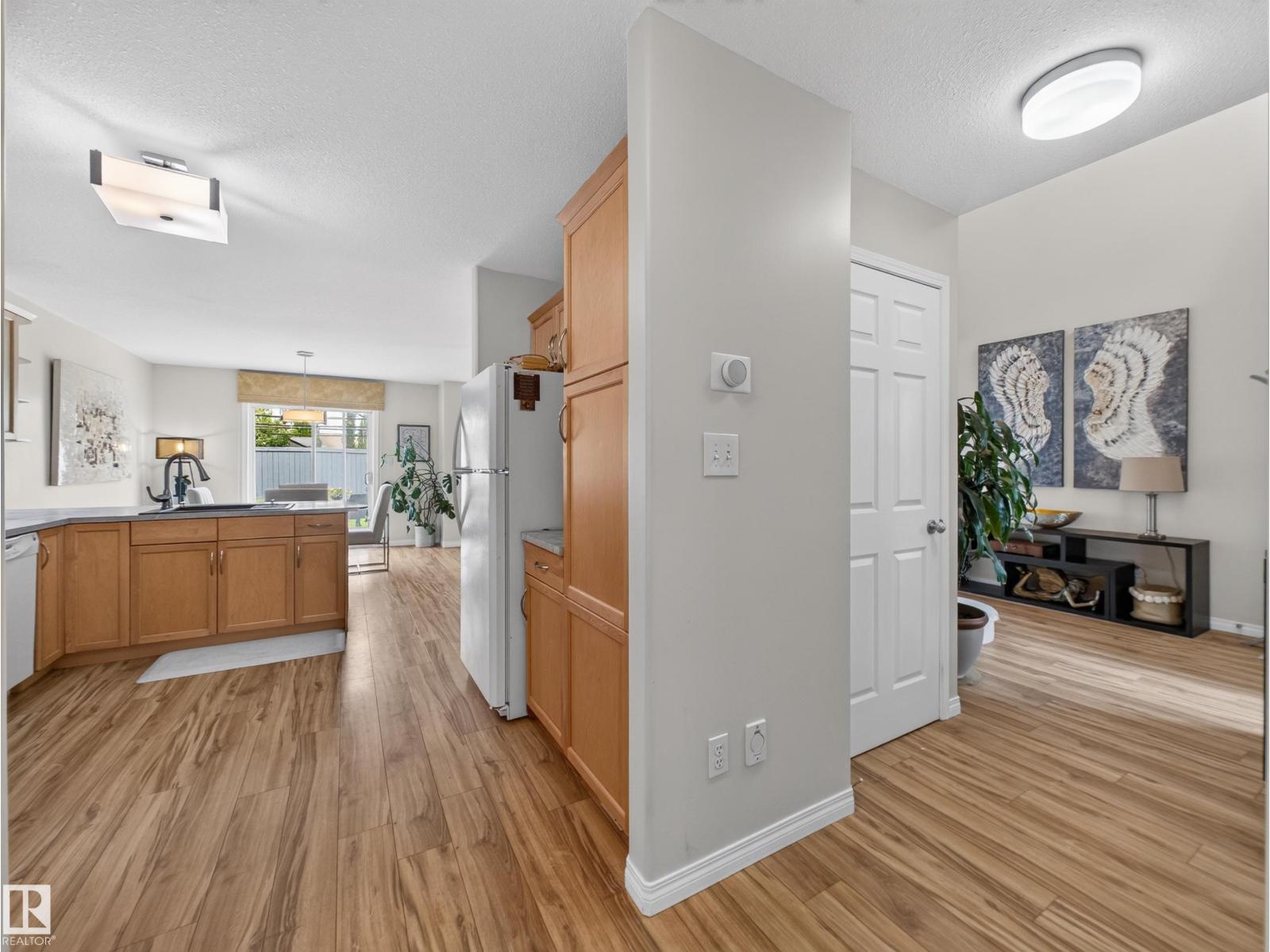 15926 132 ST NW - 24