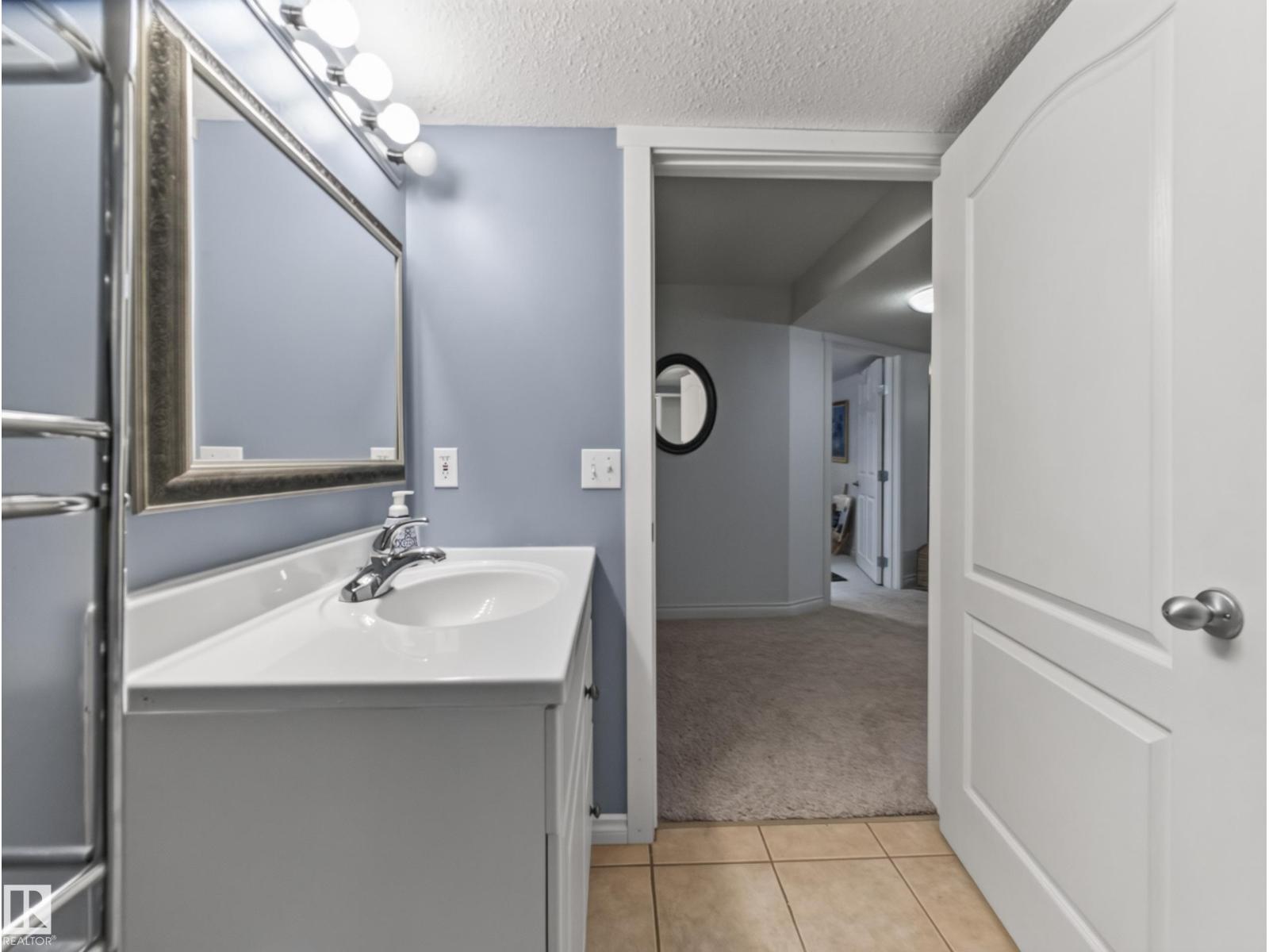 15926 132 ST NW - 48