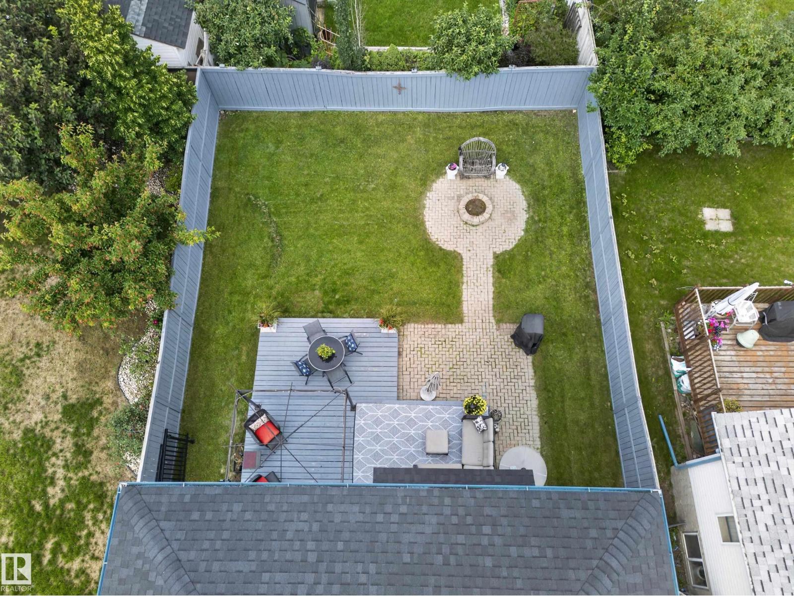 15926 132 ST NW - 55