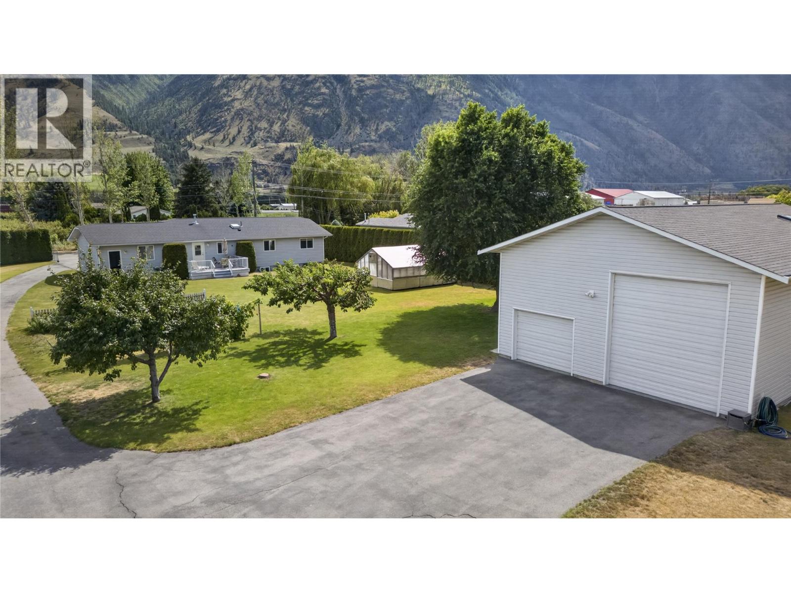 3006 Orchard Drive - 2