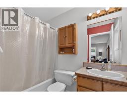 3006 Orchard Drive, Keremeos, BC V0X1N1 Photo 12