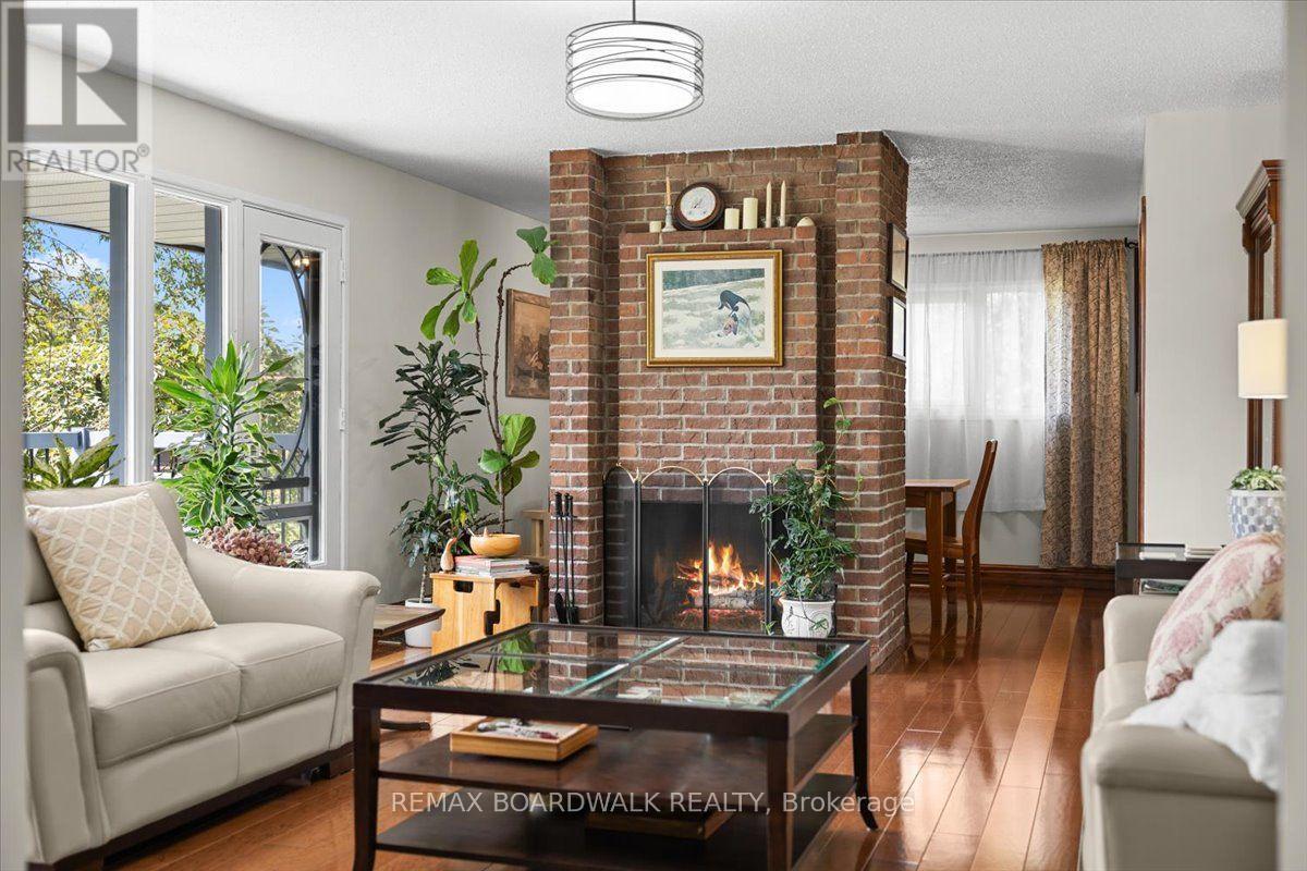 15 SELWYN CRESCENT - 9
