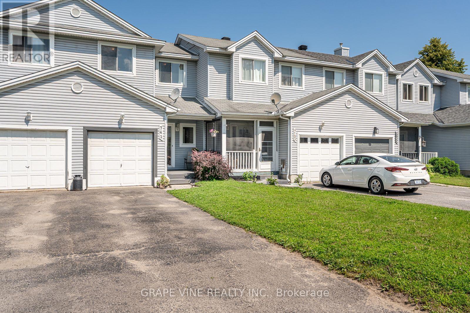 741 MALEY STREET - 2