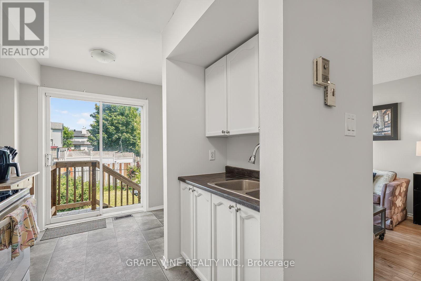 741 MALEY STREET - 21