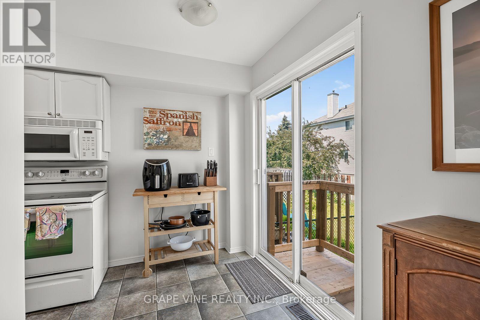 741 MALEY STREET - 23
