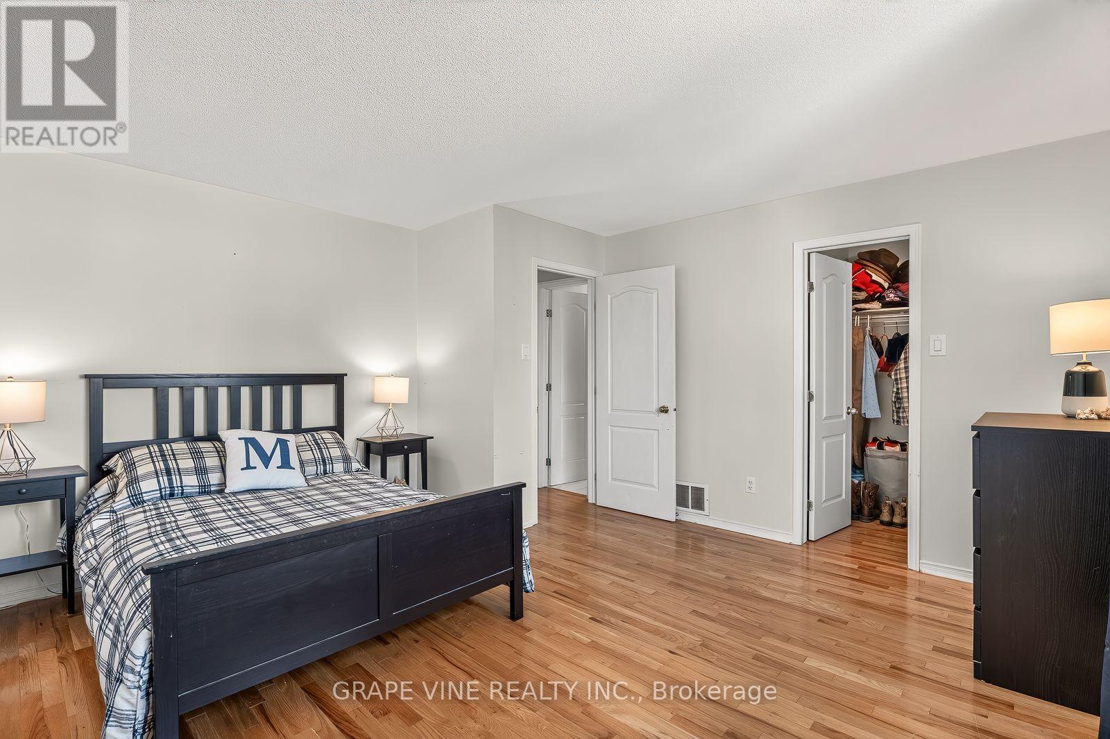 741 MALEY STREET - 27