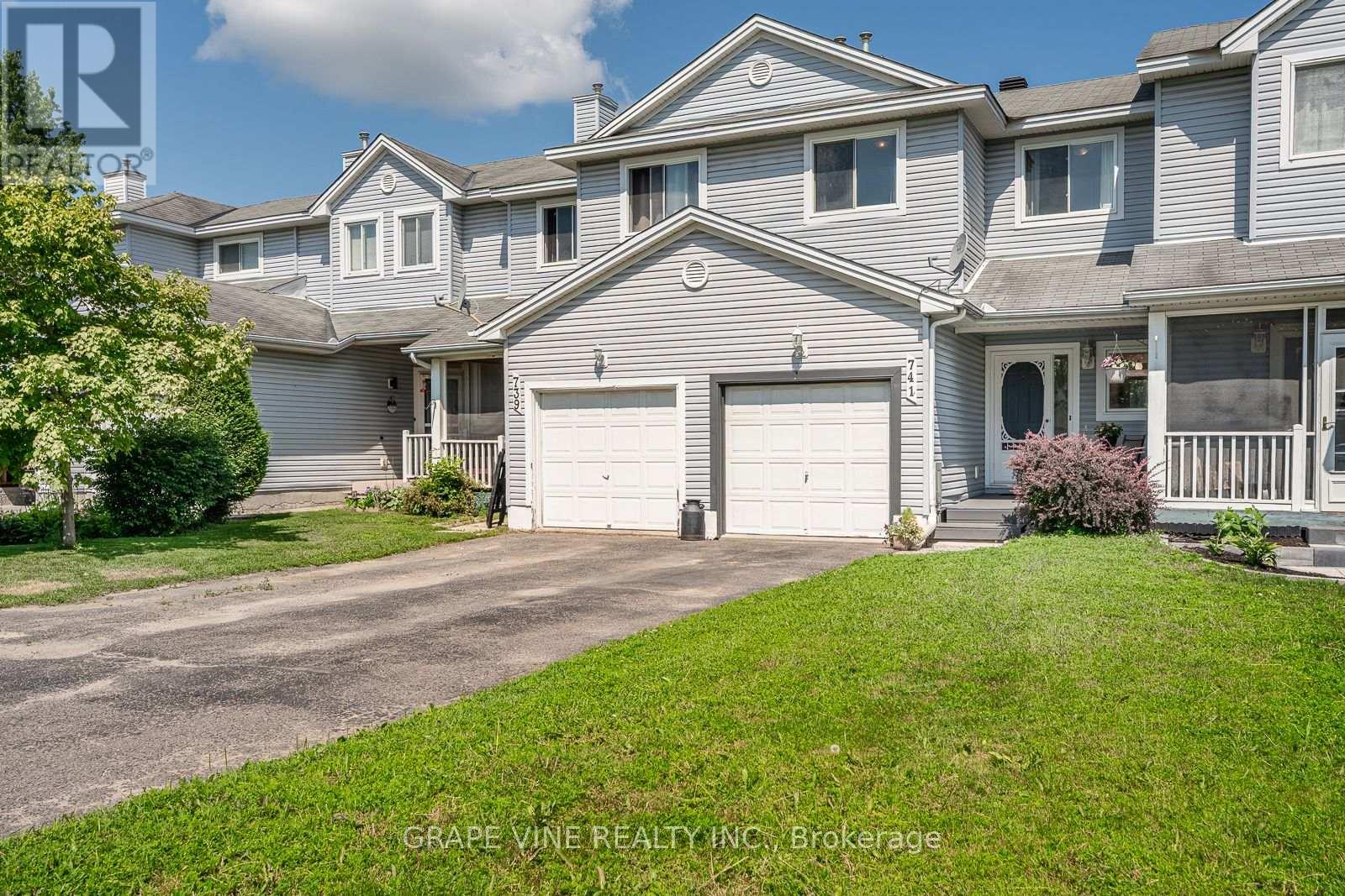 741 MALEY STREET - 3