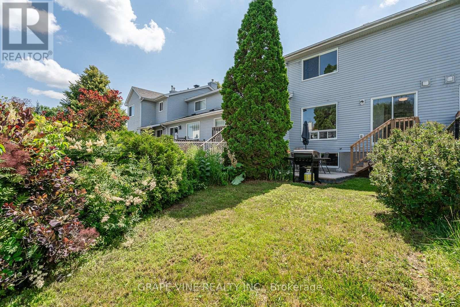741 MALEY STREET - 7