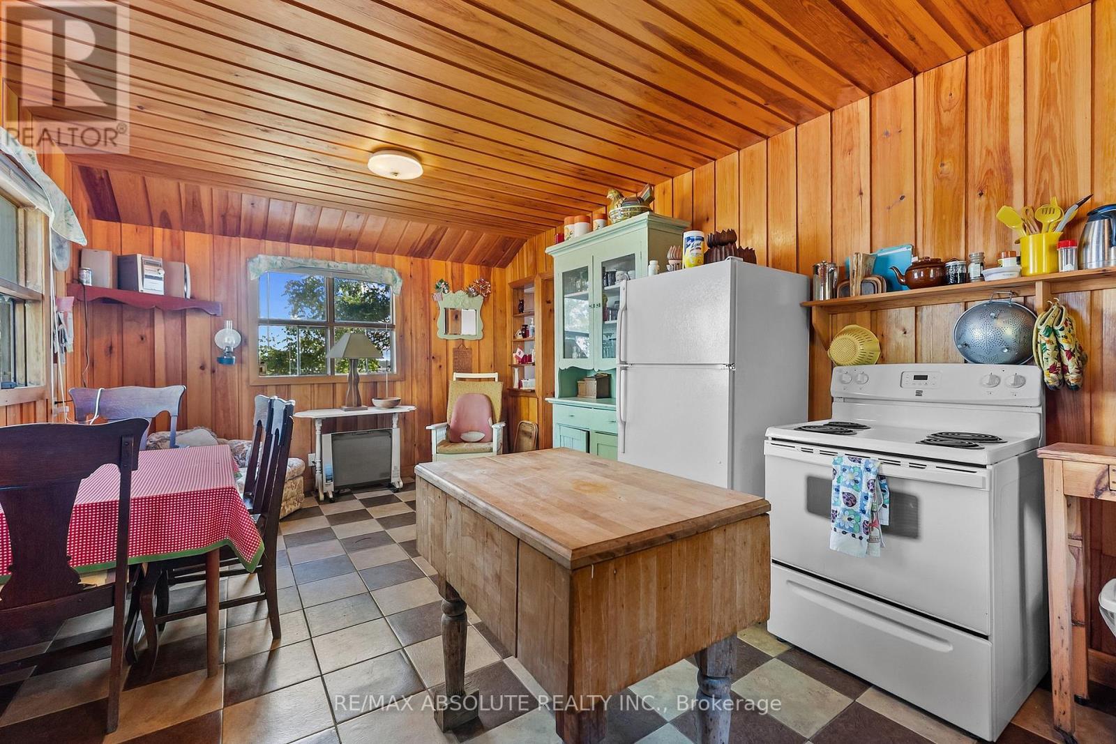 77A CHRISTOPHER LANE - 12