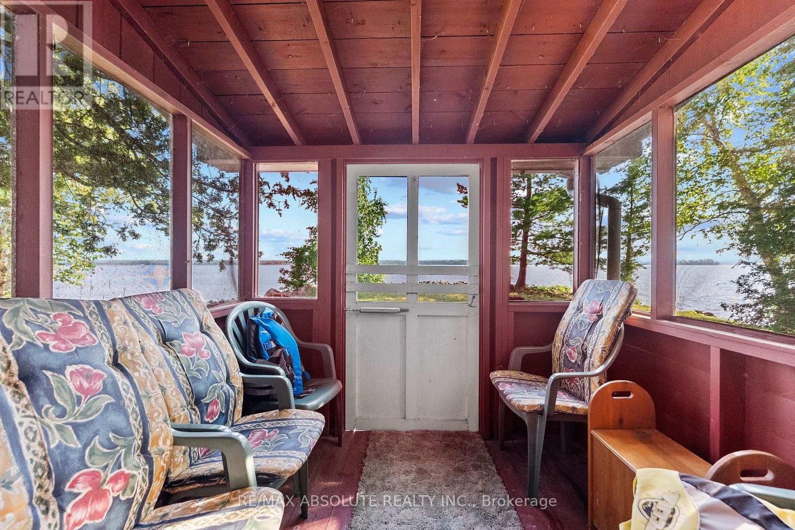 77A CHRISTOPHER LANE - 13