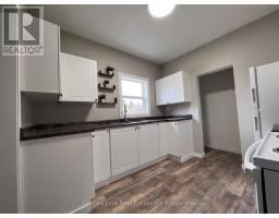 19 Wolf Street, Tillsonburg, ON N4G1S2 Photo 15