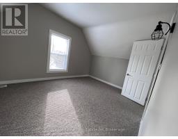 19 Wolf Street, Tillsonburg, ON N4G1S2 Photo 17