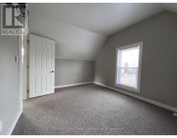 19 Wolf Street, Tillsonburg, ON N4G1S2 Photo 18