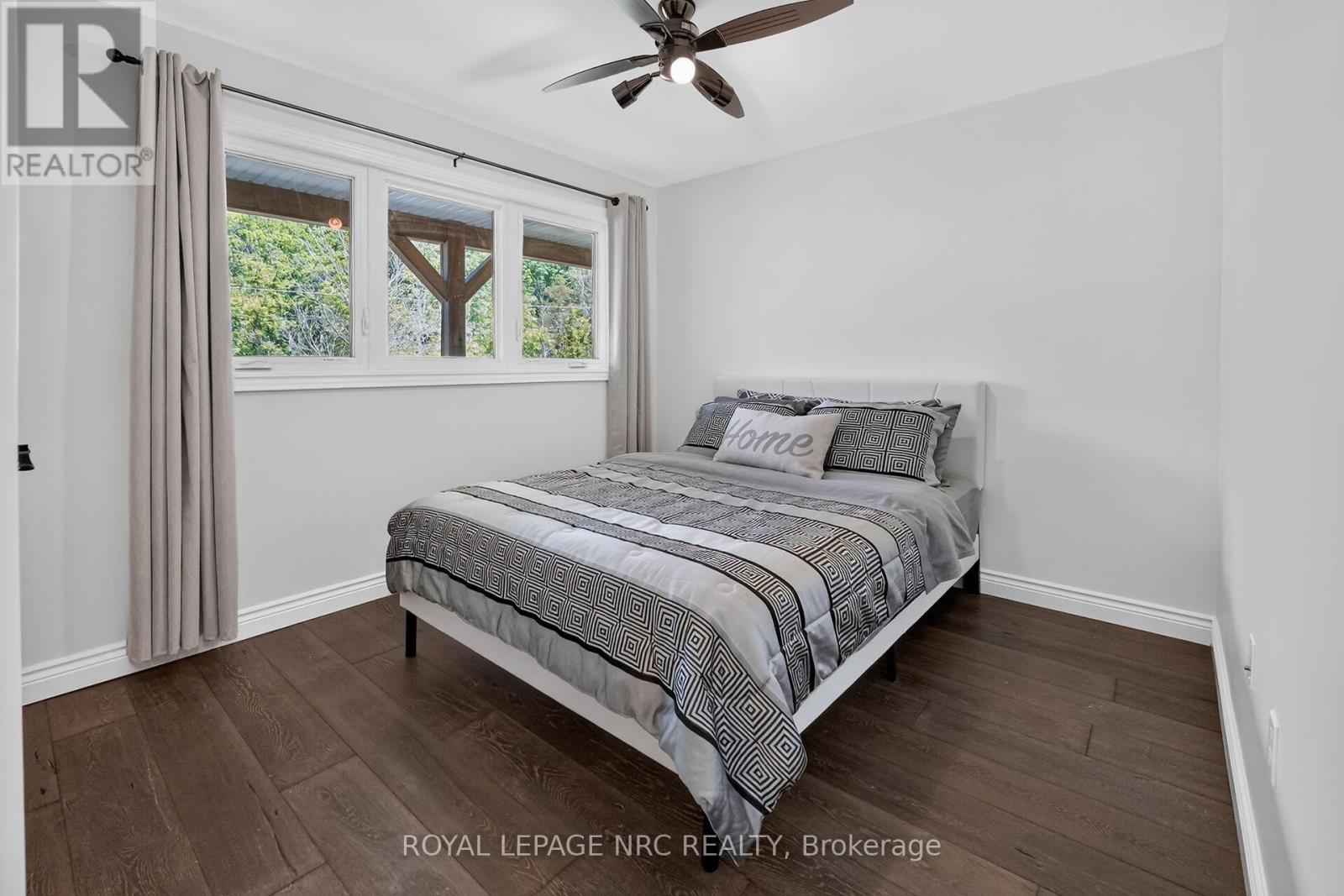 3063 NINTH STREET - 11