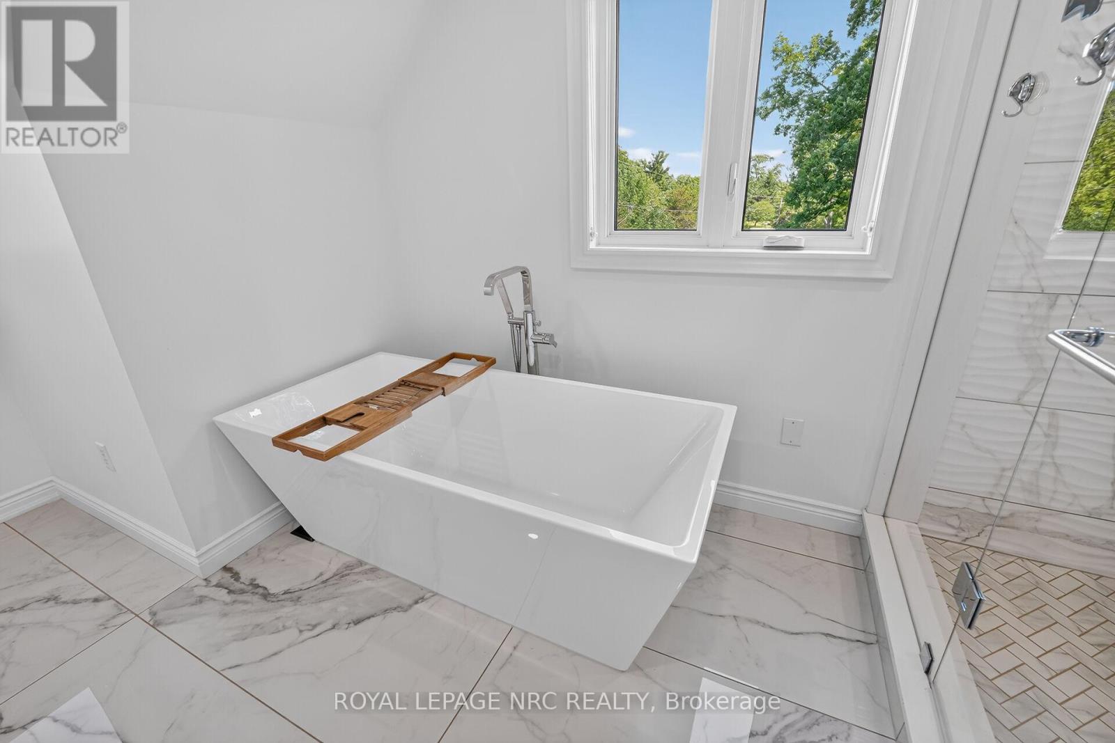 3063 NINTH STREET - 23