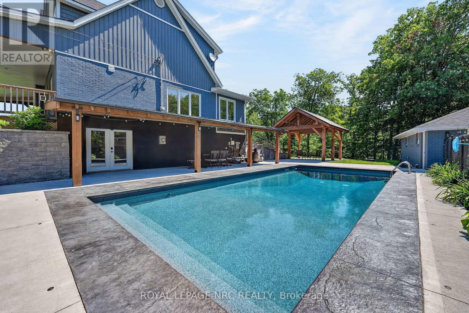 3063 NINTH STREET - 29