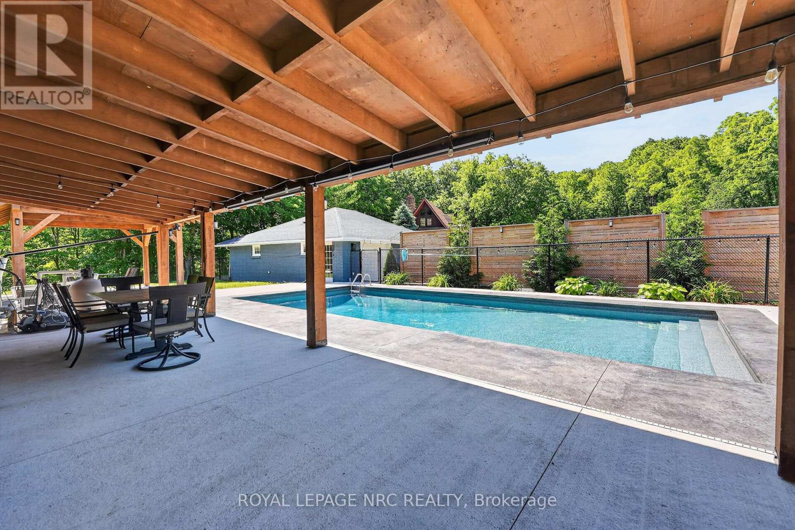 3063 NINTH STREET - 32