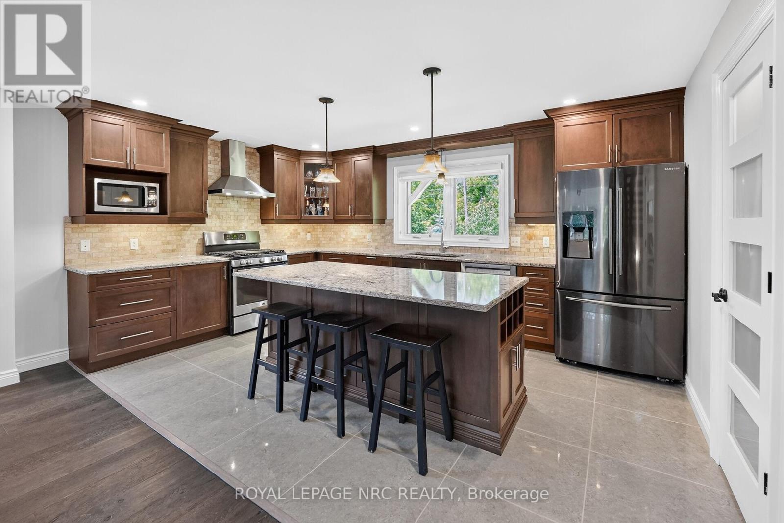 3063 NINTH STREET - 5
