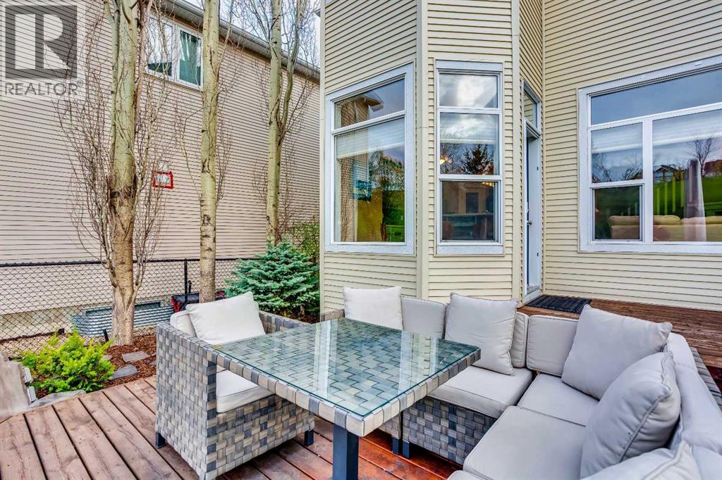 30 Discovery Ridge Gardens SW — photo 39