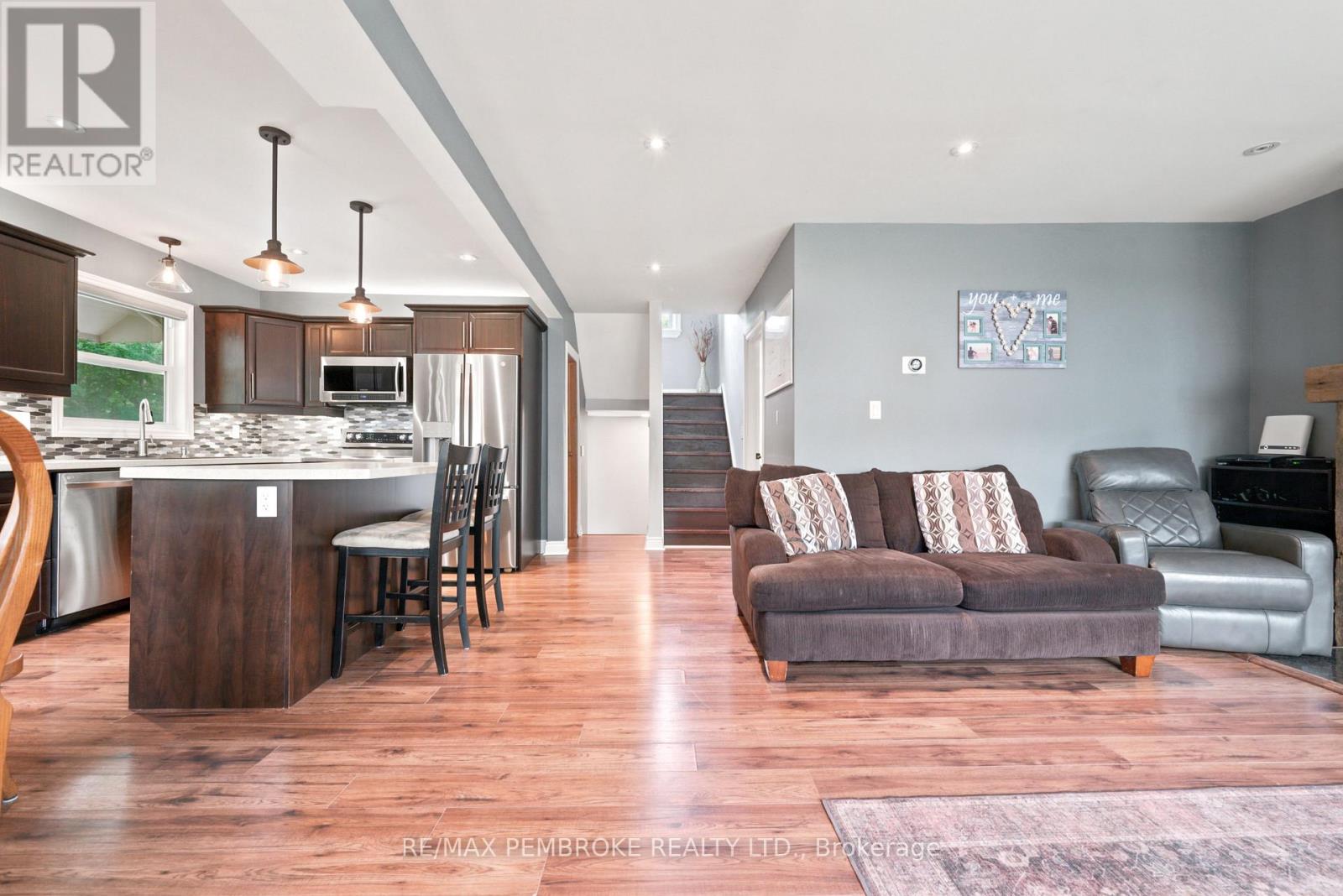 739 FRONT STREET - 10