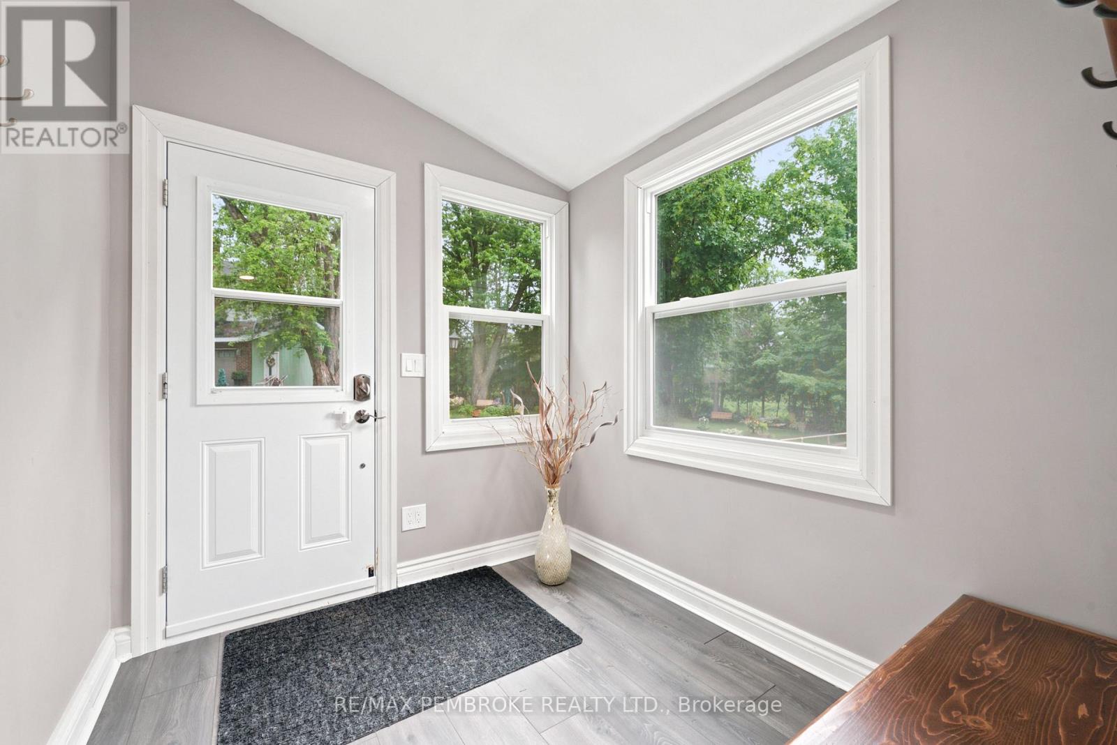 739 FRONT STREET - 17