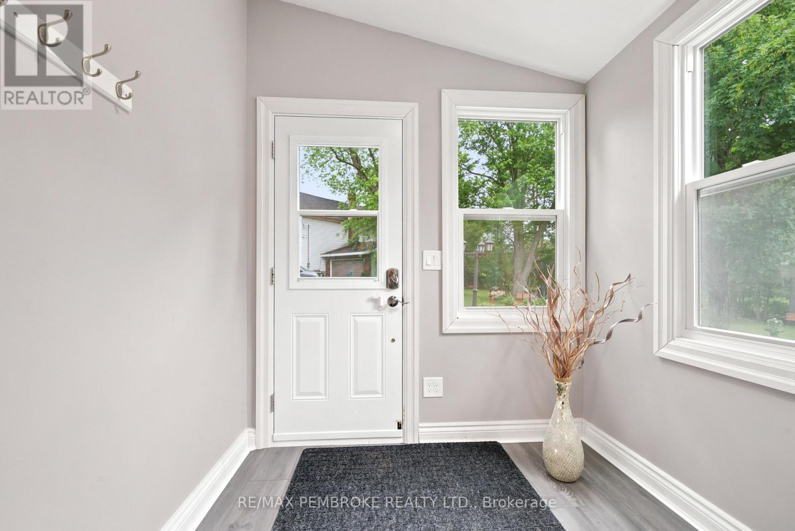 739 FRONT STREET - 19