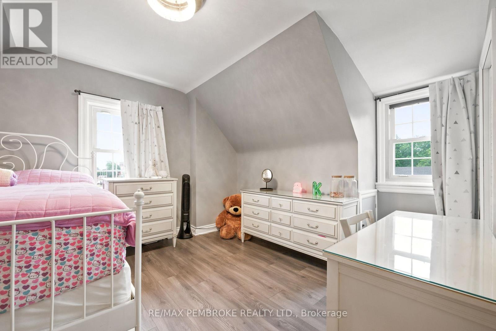 739 FRONT STREET - 20