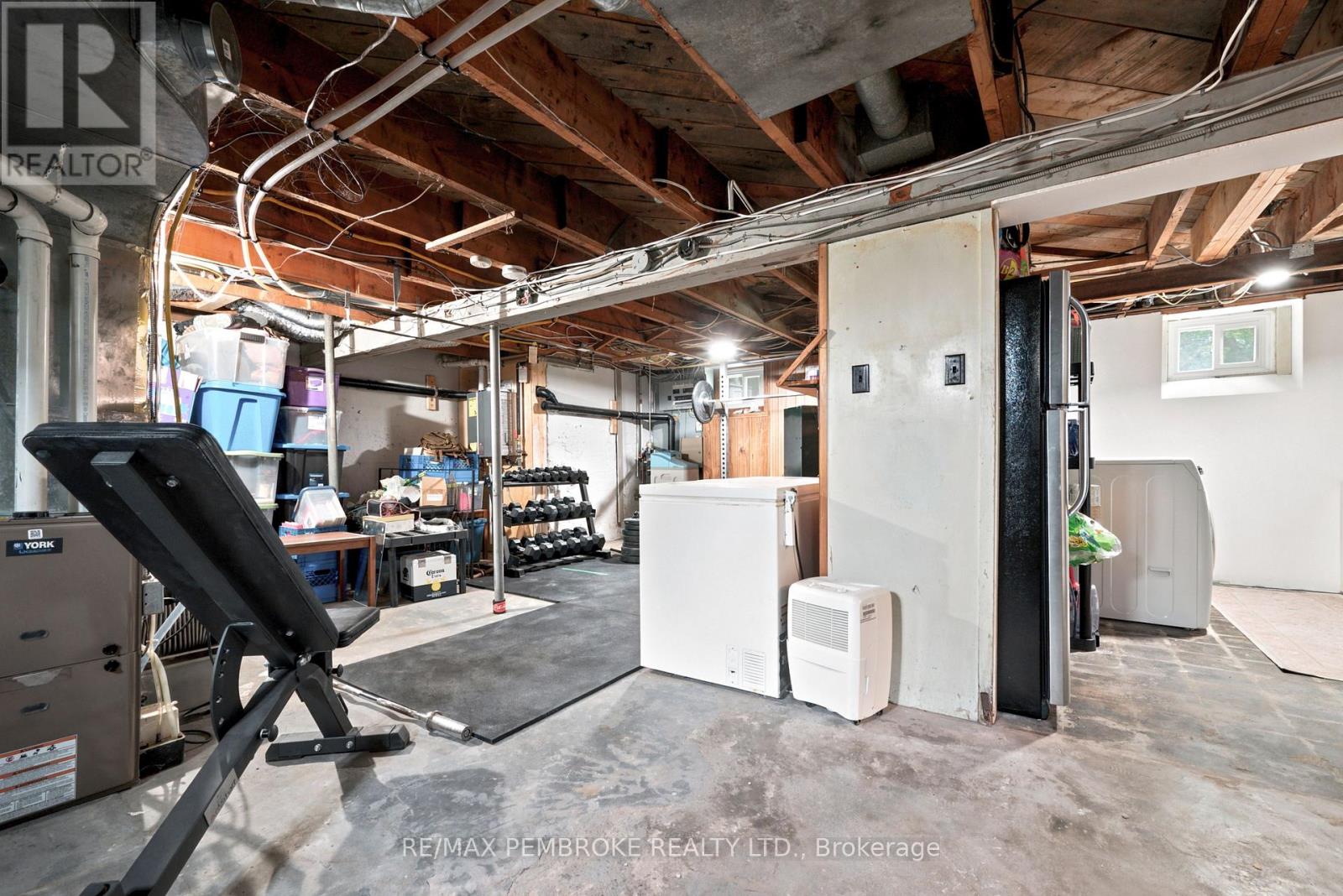 739 FRONT STREET - 31