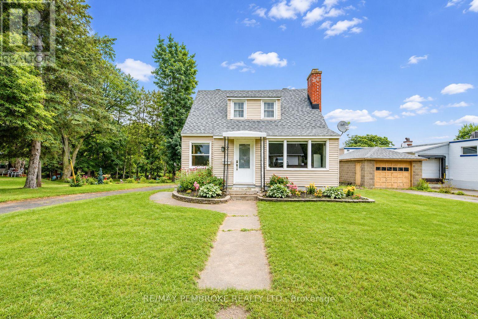 739 FRONT STREET - 4
