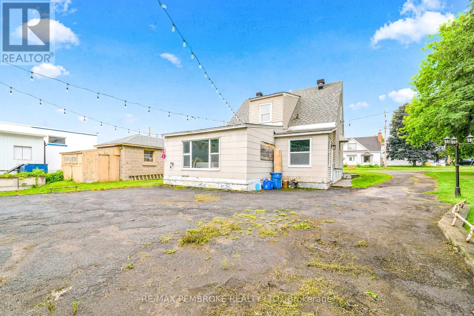 739 FRONT STREET - 42