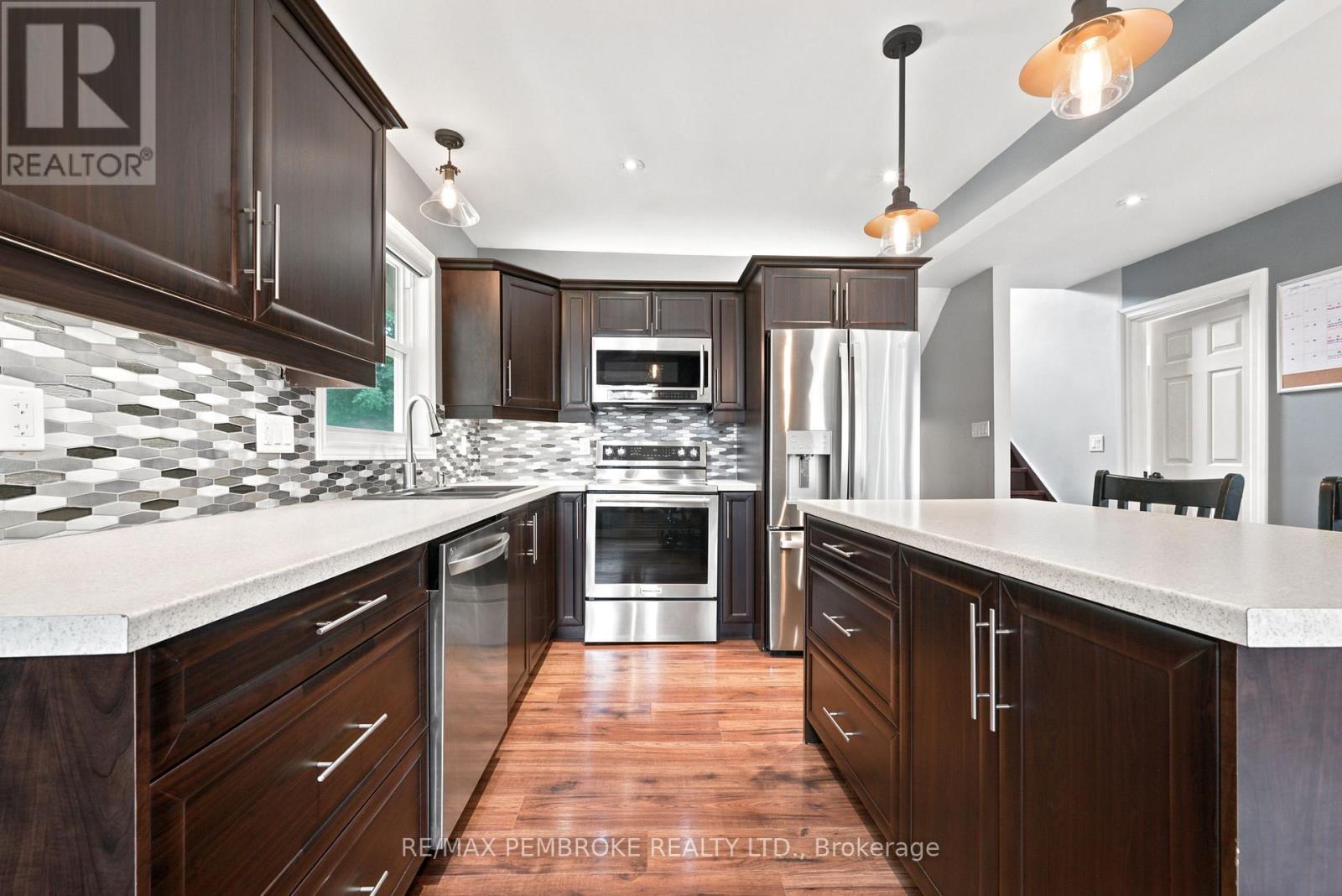 739 FRONT STREET - 6