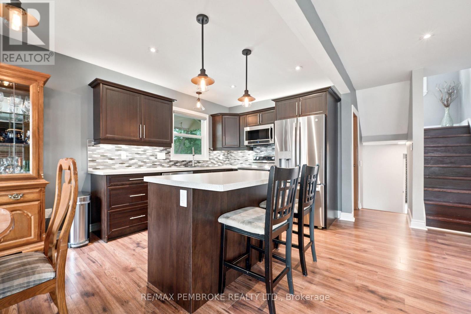739 FRONT STREET - 7