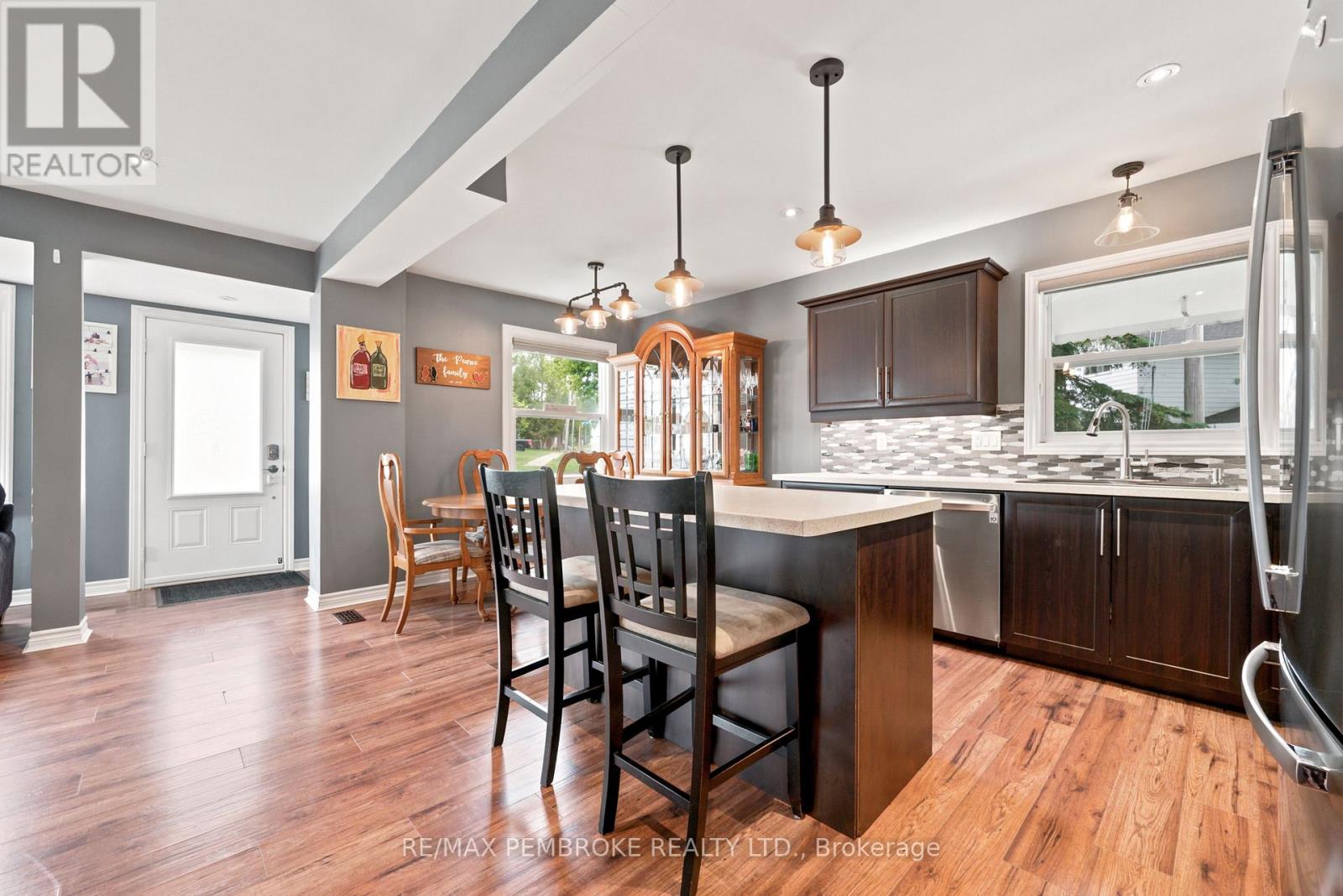 739 FRONT STREET - 8
