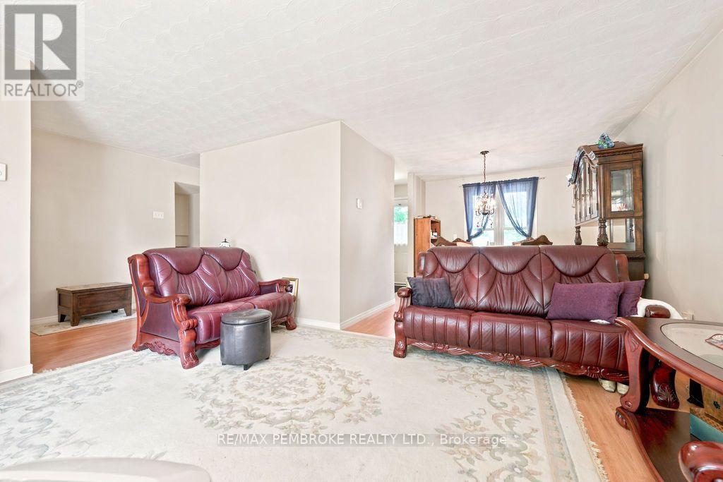 1656 BEACHBURG ROAD - Image 12