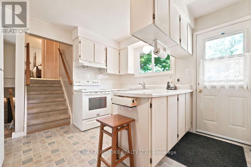 1656 BEACHBURG ROAD - Image 17