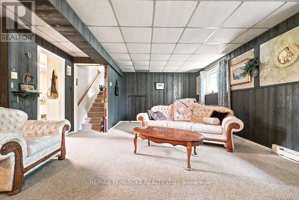 1656 BEACHBURG ROAD - Image 28