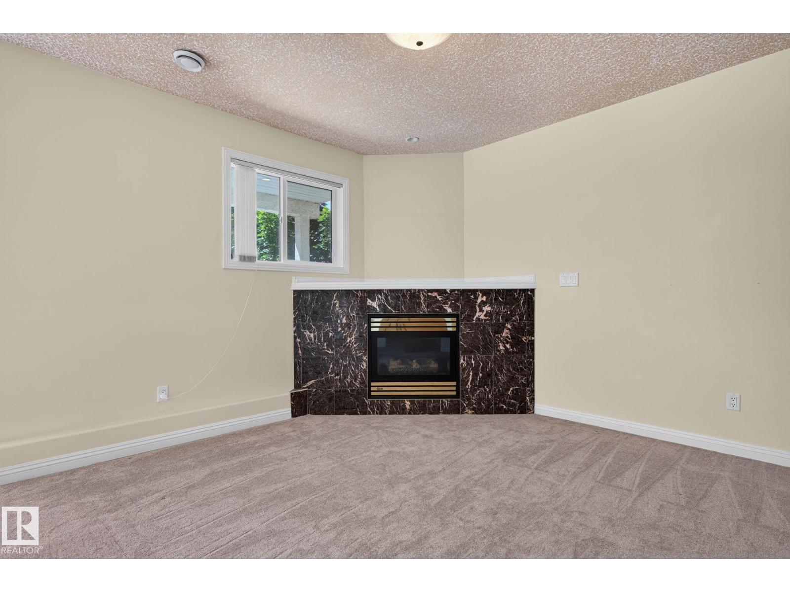 8839 158 AV NW - 60