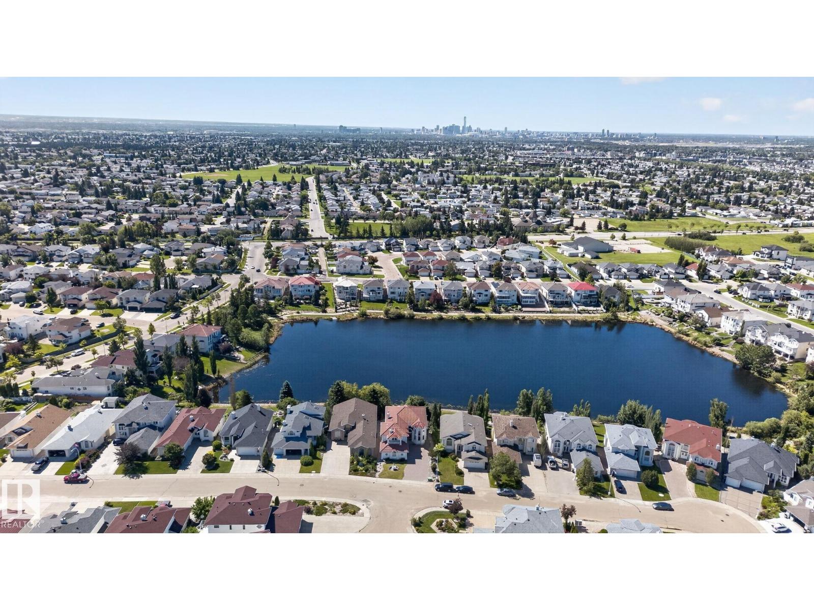 8839 158 AV NW - photo 5